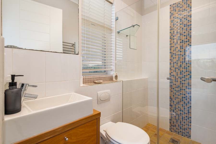 5 Bedroom Property for Sale in Whale Rock Beach Western Cape